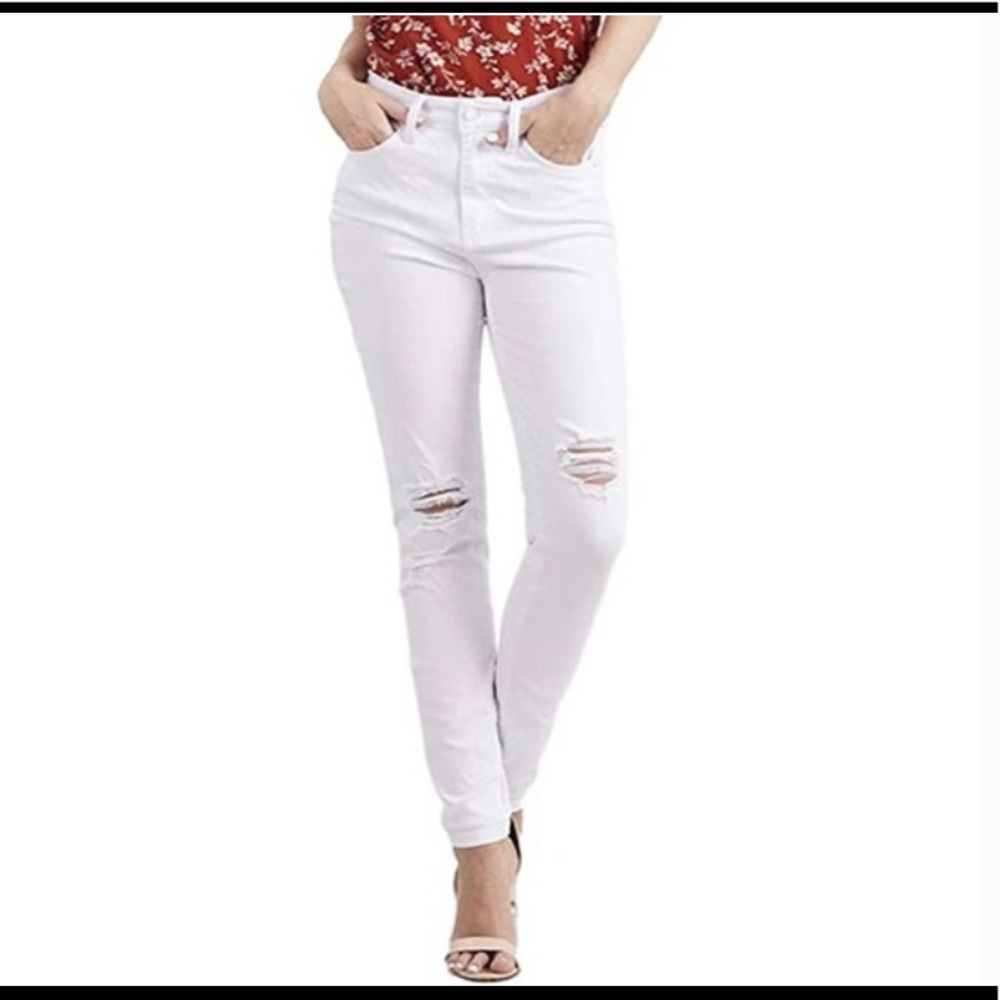 VGC Levi’s Women's 721 Vintage High-Rise Skinny distressed White Jeans Sz: 30